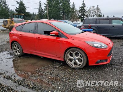 Czwarte zdjęcie samochodu z boku: 2013 FORD FOCUS ST VIN:1FADP3L97DL353743 - miniatura