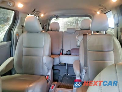 Zdjęcie 10 z 13 samochodu: 2018 TOYOTA SIENNA XLE 8-PASSENGER VIN:5TDYZ3DC1JS956407 - miniatura