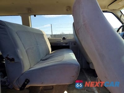 Zdjęcie 11 z 13 samochodu: 2006 FORD ECONOLINE E350 SUPER DUTY WAGON VIN:1FBNE31L36HA10943 - miniatura