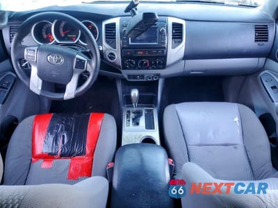 Zdjęcie 8 z 11 samochodu: 2013 TOYOTA TACOMA VIN:5TFUU4EN7DX077396 - miniatura