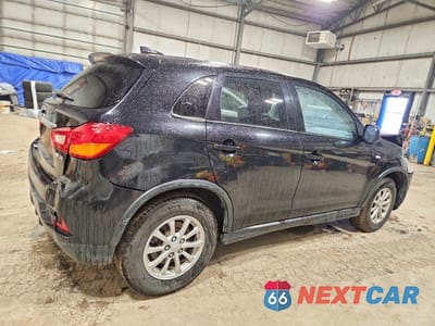 Trzecie zdjęcie samochodu z tyłu: 2018 MITSUBISHI RVR SE VIN:JA4AJ3AU1JZ601543 - miniatura
