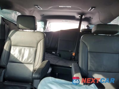 Zdjęcie 10 z 13 samochodu: 2023 CHEVROLET SUBURBAN K1500 Z71 VIN:1GNSKDKD0PR399662 - miniatura