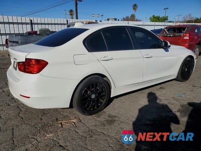 Trzecie zdjęcie samochodu z tyłu: 2015 BMW 328 I SULEV VIN:WBA3C1C53FP854012 - miniatura