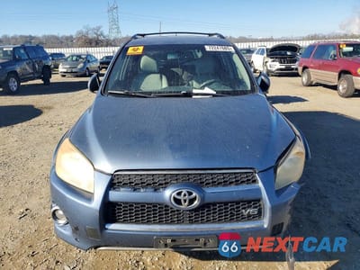 Piąte zdjęcie samochodu w środku: 2010 TOYOTA RAV4 LIMITED VIN:JTMDK4DV1AD010944 - miniatura