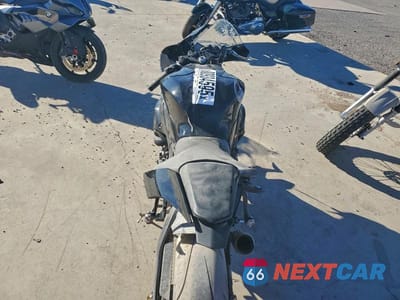 Zdjęcie 6 z 9 samochodu: 2024 YAMAHA YZFR1 VIN:JYARN66E1RA004642 - miniatura