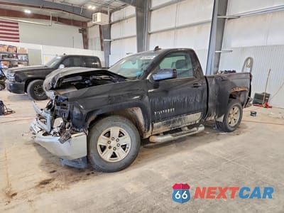 2015 CHEVROLET 1500 1GCNKREC6FZ332830 - główne zdjęcie licytacji z USA - miniatura