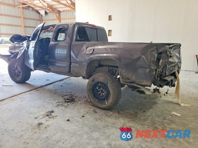 Drugie zdjęcie samochodu z przodu: 2016 TOYOTA TACOMA ACCESS CAB VIN:5TFSX5EN8GX044884 - miniatura