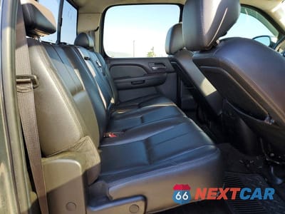 Zdjęcie 10 z 11 samochodu: 2011 CHEVROLET SILVERADO K1500 LTZ VIN:3GCPKTE31BG287506 - miniatura