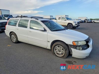 Czwarte zdjęcie samochodu z boku: 2005 VOLVO V70 VIN:YV1SW612X52513093 - miniatura