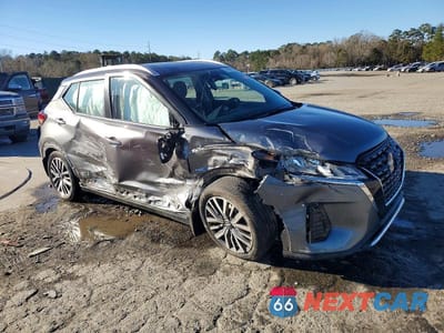 Czwarte zdjęcie samochodu z boku: 2023 NISSAN KICKS SV VIN:3N1CP5CV1PL484080 - miniatura