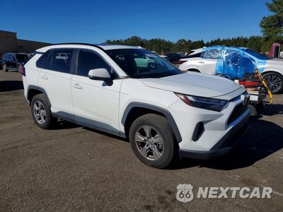 Czwarte zdjęcie samochodu z boku: 2023 TOYOTA RAV4 XLE VIN:2T3W1RFVXPW245828 - miniatura