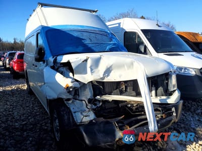 Czwarte zdjęcie samochodu z boku: 2021 NISSAN NV 2500 UTILITY / SERVICE VAN VIN:1N6BF0LY5MN804809 - miniatura