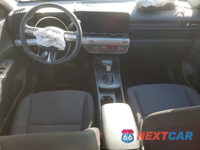 Zdjęcie 8 z 13 samochodu: 2025 HYUNDAI KONA SEL VIN:KM8HB3AB9SU315210 - miniatura
