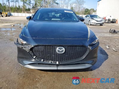 Piąte zdjęcie samochodu w środku: 2021 MAZDA 3 SELECT VIN:JM1BPAKLXM1336949 - miniatura