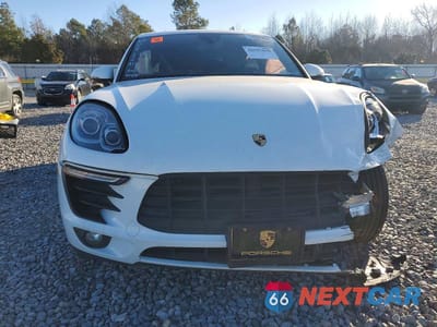 Piąte zdjęcie samochodu w środku: 2018 PORSCHE MACAN VIN:WP1AA2A57JLB05186 - miniatura
