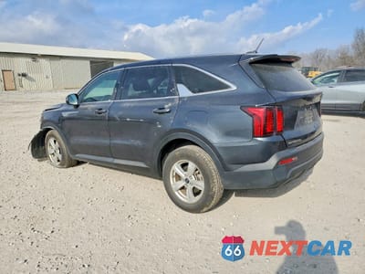 Drugie zdjęcie samochodu z przodu: 2023 KIA SORENTO LX VIN:5XYRG4LC9PG207149 - miniatura