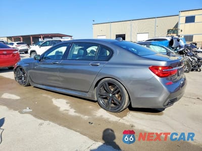 Drugie zdjęcie samochodu z przodu: 2016 BMW 740 I VIN:WBA7E2C57GG547607 - miniatura