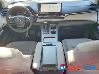 Zdjęcie 8 z 13 samochodu: 2025 TOYOTA SIEANNA VIN:5TDYSKFC0SS198833 - miniatura