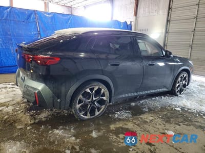 Trzecie zdjęcie samochodu z tyłu: 2025 BMW X2 XDRIVE28I VIN:WBX63GM03S5333693 - miniatura