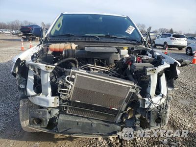 Piąte zdjęcie samochodu w środku: 2019 RAM 1500 BIG HORN/LONE STAR VIN:1C6RRFFGXKN826744 - miniatura
