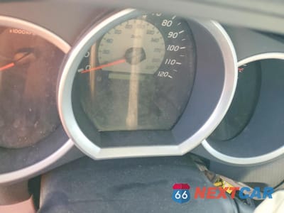 Zdjęcie 9 z 13 samochodu: 2005 TOYOTA TACOMA ACCESS CAB VIN:5TEUX42N75Z108085 - miniatura