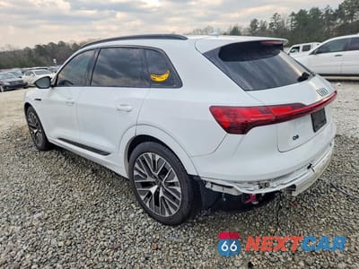 Drugie zdjęcie samochodu z przodu: 2024 AUDI Q8 E-TRON PRESTIGE VIN:WA16ABGE8RB008525 - miniatura