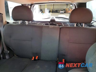 Zdjęcie 10 z 13 samochodu: 2004 JEEP GRAND CHEROKEE LAREDO VIN:1J4GW48S14C243812 - miniatura