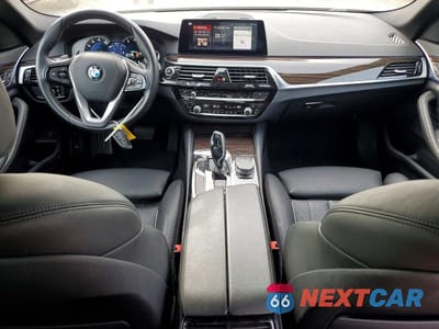 Zdjęcie 8 z 11 samochodu: 2019 BMW 540 I VIN:WBAJE5C50KG919790 - miniatura