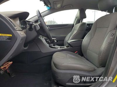 Zdjęcie 7 z 11 samochodu: 2012 HYUNDAI SONATA SE VIN:5NPEC4AC8CH369435 - miniatura