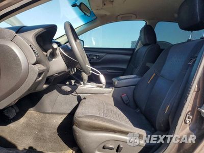 Zdjęcie 7 z 14 samochodu: 2016 NISSAN ALTIMA 2.5 VIN:1N4AL3AP6GN352396 - miniatura