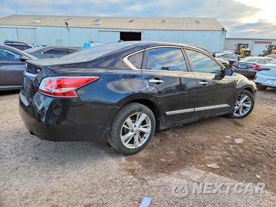 Trzecie zdjęcie samochodu z tyłu: 2015 NISSAN ALTIMA 2.5 VIN:1N4AL3AP6FC203447 - miniatura