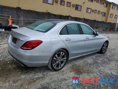Trzecie zdjęcie samochodu z tyłu: 2016 MERCEDES-BENZ C 300 VIN:WDDWF4JB6GR153803 - miniatura