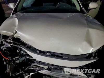 Zdjęcie 12 z 14 samochodu: 2021 TOYOTA COROLLA LE VIN:JTDEPMAE7MJ173677 - miniatura