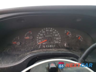 Zdjęcie 9 z 12 samochodu: 2000 FORD ECONOLINE E350 SUPER DUTY VAN VIN:1FTSE34LXYHA40793 - miniatura