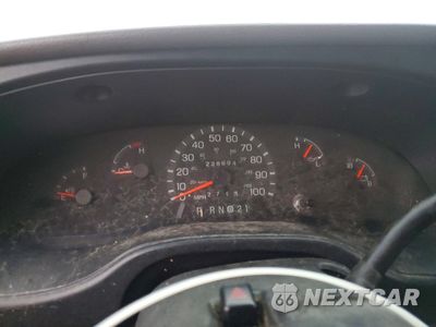 Zdjęcie 9 z 12 samochodu: 2000 FORD ECONOLINE E350 SUPER DUTY VAN VIN:1FTSE34LXYHA40793 - miniatura