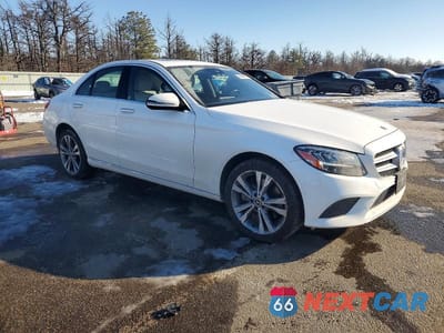 Czwarte zdjęcie samochodu z boku: 2021 MERCEDES-BENZ C 300 4MATIC VIN:W1KWF8EB9MR629605 - miniatura