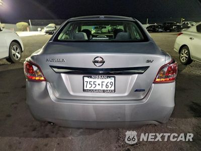 Zdjęcie 6 z 12 samochodu: 2013 NISSAN ALTIMA 2.5 VIN:1N4AL3AP3DC117073 - miniatura