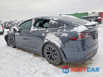 Drugie zdjęcie samochodu z przodu: 2024 TESLA MODEL X VIN:7SAXCDE54RF445506 - miniatura