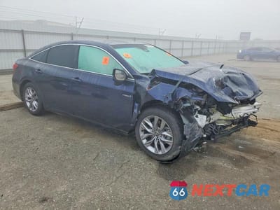 Czwarte zdjęcie samochodu z boku: 2021 TOYOTA AVALON XLE VIN:4T1JA1AB5MU006622 - miniatura