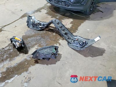 Zdjęcie 13 z 14 samochodu: 2019 JEEP COMPASS LIMITED VIN:3C4NJDCB4KT683401 - miniatura