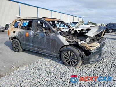 Czwarte zdjęcie samochodu z boku: 2022 VOLVO XC90 T5 MOMENTUM VIN:YV4102CK9N1825739 - miniatura