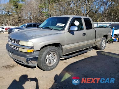 1999 CHEVROLET SILVERADO C1500 2GCEC19TXX1265023 - główne zdjęcie licytacji z USA - miniatura