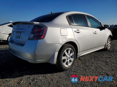 Trzecie zdjęcie samochodu z tyłu: 2010 NISS SENTRA 2.0 VIN:3N1AB6AP1AL652386 - miniatura