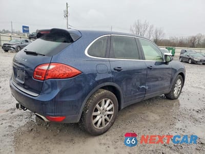 Trzecie zdjęcie samochodu z tyłu: 2012 PORSCHE CAYENNE VIN:WP1AA2A20CLA03365 - miniatura