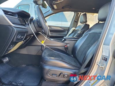 Zdjęcie 7 z 13 samochodu: 2024 JEEP GRAND CHEROKEE LAREDO VIN:1C4RJHAG3RC108672 - miniatura