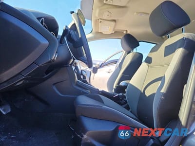 Zdjęcie 7 z 12 samochodu: 2014 FORD FOCUS SE VIN:1FADP3K20EL358966 - miniatura