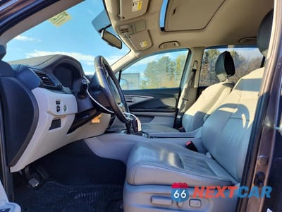 Zdjęcie 7 z 13 samochodu: 2017 HONDA PILOT EXL VIN:5FNYF6H59HB088631 - miniatura