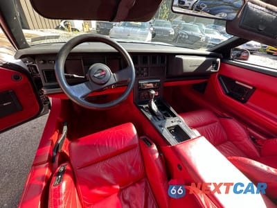 Zdjęcie 9 z 15 samochodu: 1986 CHEVROLET CORVETTE VIN:1G1YY6789G5901710 - miniatura
