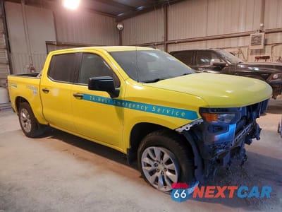 Czwarte zdjęcie samochodu z boku: 2024 CHEV SILVERADO VIN:3GCPDBEKXNG533629 - miniatura