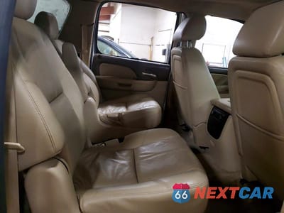 Zdjęcie 11 z 12 samochodu: 2014 GMC YUKON XL K1500 SLT VIN:1GKS2KE75ER220939 - miniatura